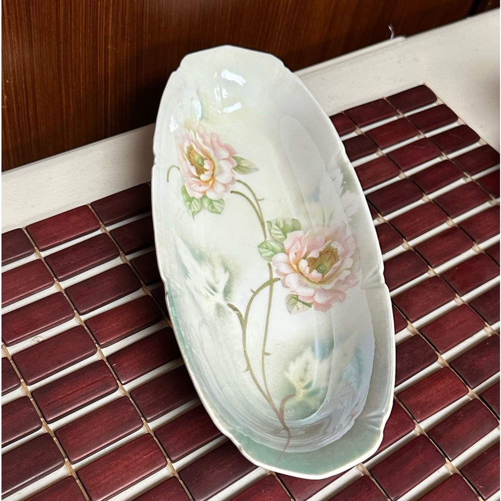 Antique LEUCHTENBURG Germany Porcelain majestic Roses tray
